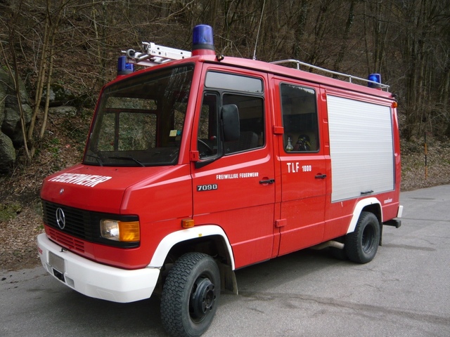 MB 709 2.jpg